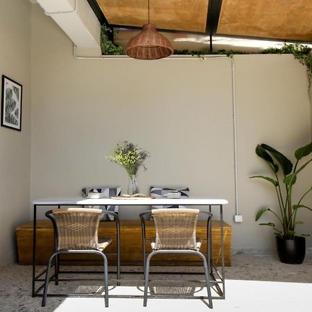 Onos - 2 Bedroom 2 Bathroom Penthouse With Terrace In Old Town Каламата Екстериор снимка
